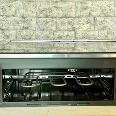 アイリスオーヤマ「IHC-SG221」200v 据置型IHクッキングヒーターの画像