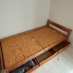 《直接引取》木製シングルサイズ二段ベッド 引き出し付きの画像