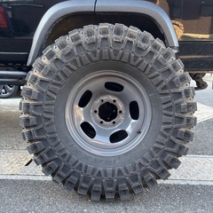 マキシス　クリーピークローラー37インチ ランクル80純正ホイールの画像