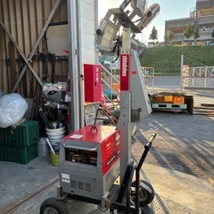 LED投光機バッテリー式（ジャンク品
）の画像