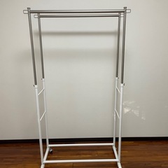 ニトリ　ハンガーラックの画像