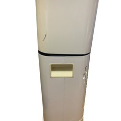 IRIS OHYAMAアイリスオーヤマ 除湿機 デシカント式 タンク容量2.5L サーキュレーター付 衣類乾燥 KIJDC-L50 ホワイト系の画像