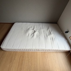 セミダブル　コイルマットレス　※無料でお引取りいただける方を探しております。の画像