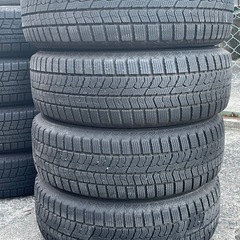 195/65R15スタッドレス4本セットアルミホイール付
の画像