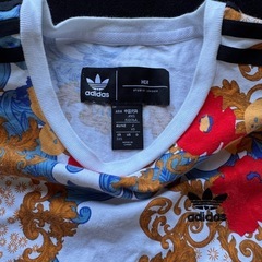 adidas ワンピースの画像