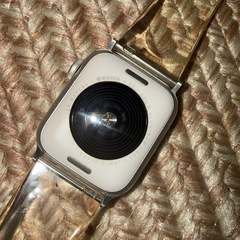 Apple Watch SE 40mm 本体 ホワイト クリアバンド付きの画像