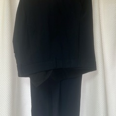 メンズスーツの画像