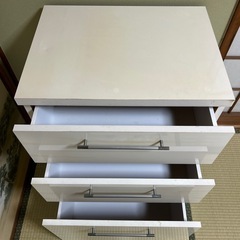 ホワイト 木製 チェスト 3段の画像