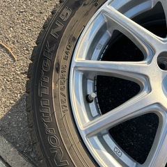 自宅用タイヤ176 65R15  22年第37週製の画像