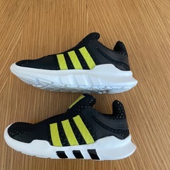 美品 adidas アディダス スリッポン スニーカー 13cmの画像