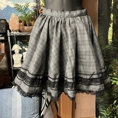 スカートVISIBLE REIKO MAITSUYAMA   の画像