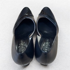 TRUSSARDI トラサルディ パンプス 24.5 黒 フォーマルの画像