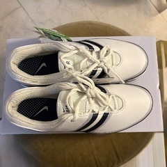 （新品未使用）NIKEゴルフシューズの画像