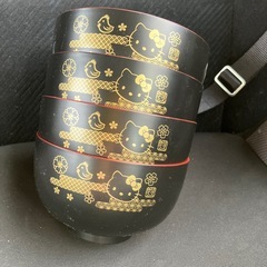 【未使用・非売品】 ハローキティ 汁椀 2017年新春干支 お椀4個セットの画像