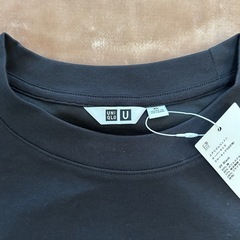 UNIQLOTシャツの画像