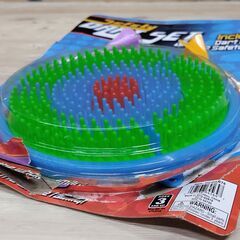 おもちゃ　スポーツ玩具　イボイボダーツ　対象年齢：6歳以上　針を使わない安全なイボイボダーツ　の画像