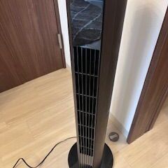 タワー型扇風機　YF-780TR（DB）　ユアサプライムス製の画像