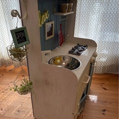 手作りおままごとキッチンの画像