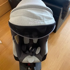 アップリカ　マモリラチャイルドシート
の画像