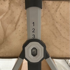 折りたたみ式ベビーベッドの画像