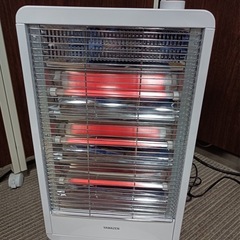 [八6611]   ヤマゼン  2022年製  電気ストーブ  DS-M093 (W) の画像