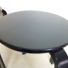 未使用/新品　スタッキング スツール 2脚セット 木製 コンパクト 丸椅子 スタッキングチェア 椅子　の画像