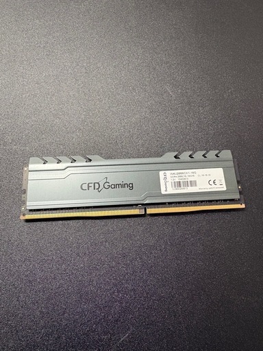 売り切れましたCFD Gaming DDR4 16GB メモリ