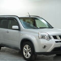 男心をくすぐるごっついSUV😎4WDで悪路走破性抜群！！の画像