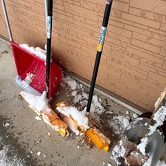 【まとめ売り】スコップ4本 ゆきべら2本 スノーダンプ1台セットの画像