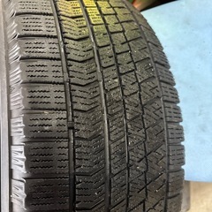 無料！225/55R17 ブリヂストン　スタッドレス　VRX2の画像