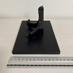 皿立てスタンドと台座の画像