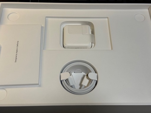 【価格交渉歓迎】M1 macbook Air 8GB 256GB 2022年購入