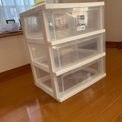 (決まりました)キャビネットの画像