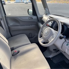 個人分割可❗️　ローン審査無し❗️　N-BOX　4WDGパッケージ　H25　7万km　スライドドア　純正オーディオ　ドラレコ　即納できます🙌の画像