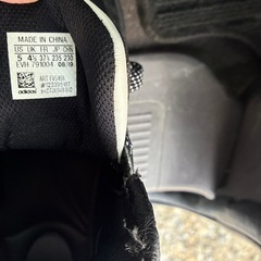 スニーカー値下げの画像