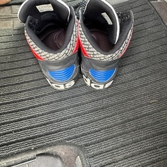 スニーカー値下げの画像