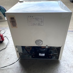 アイリスオーヤマ 小型冷蔵庫 AF42-W 冷蔵庫 42L 1ドア 一人暮らし 2001年式 動作確認済みの画像