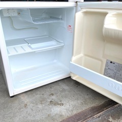アイリスオーヤマ 小型冷蔵庫 AF42-W 冷蔵庫 42L 1ドア 一人暮らし 2001年式 動作確認済みの画像