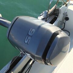ヤマハ　プレジャーボート　UF23 船外機は４スト９５馬力の画像
