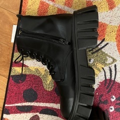 レースアップ厚底ショートブーツ・サイズ40の画像