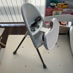 ✨【美品】BABYBJÖRN（ベビービョルン） ハイチェア トレイ付き✨の画像