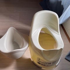 抗菌すわるオマル グレーの画像