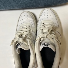 ナイキ　　メンズスニーカー　Nike Air Force 1 　27.5cmの画像