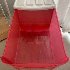 衣装ケースの画像