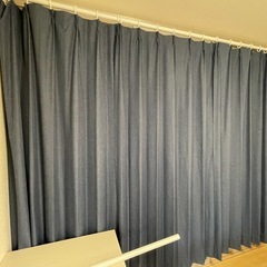 ※お譲り先 決まりました 突っ張り棒とカーテンの画像