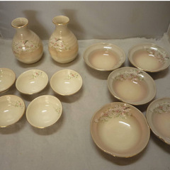 ☆▲香泉窯　酒肴揃　酒器　徳利　盃　小皿　吉野酒肴揃　桜　和食器　共箱　eの画像