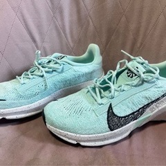 NIKE ナイキ　ランニングスニーカーの画像
