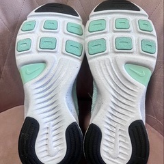 NIKE ナイキ　ランニングスニーカーの画像