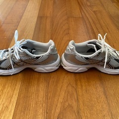 アシックスGEL-1130
の画像