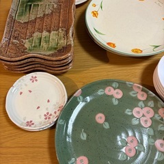 食器セットの画像